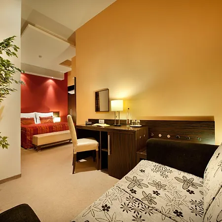 Hotel The Manes Boutique 4*