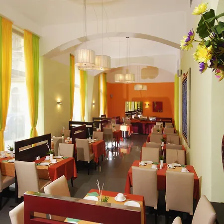 The Manes Boutique 4*