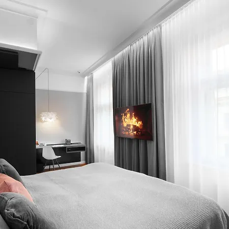 Hotel The Manes Boutique 4*