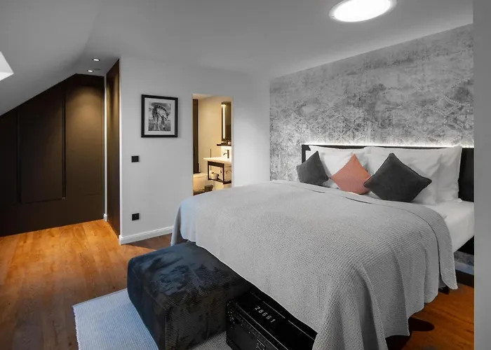 Hotel The Manes Boutique 4*