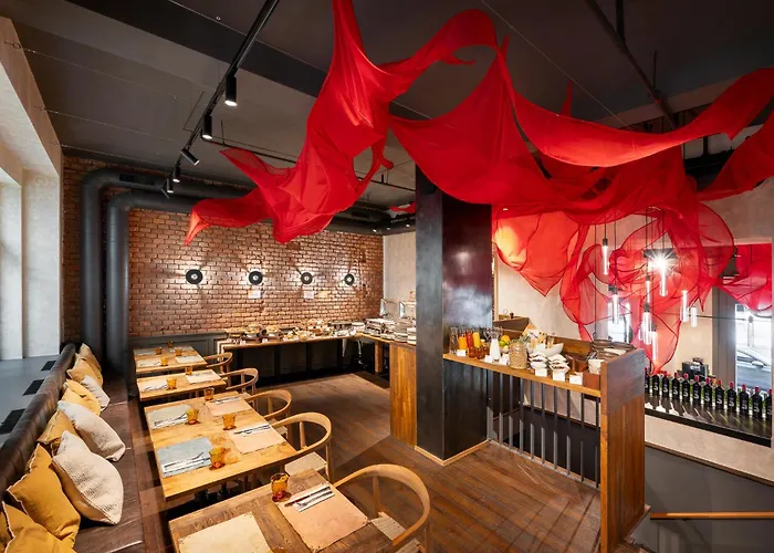 The Manes Boutique 4*